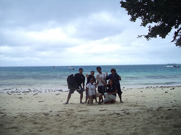 Volunteer Program at Malolo & Castaway